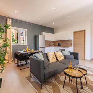 https://superbe-appartement-avec-balcon-proche-monaco.fr-provencehotel.com